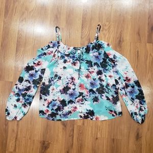 Vibrant Floral open-shoulder top!